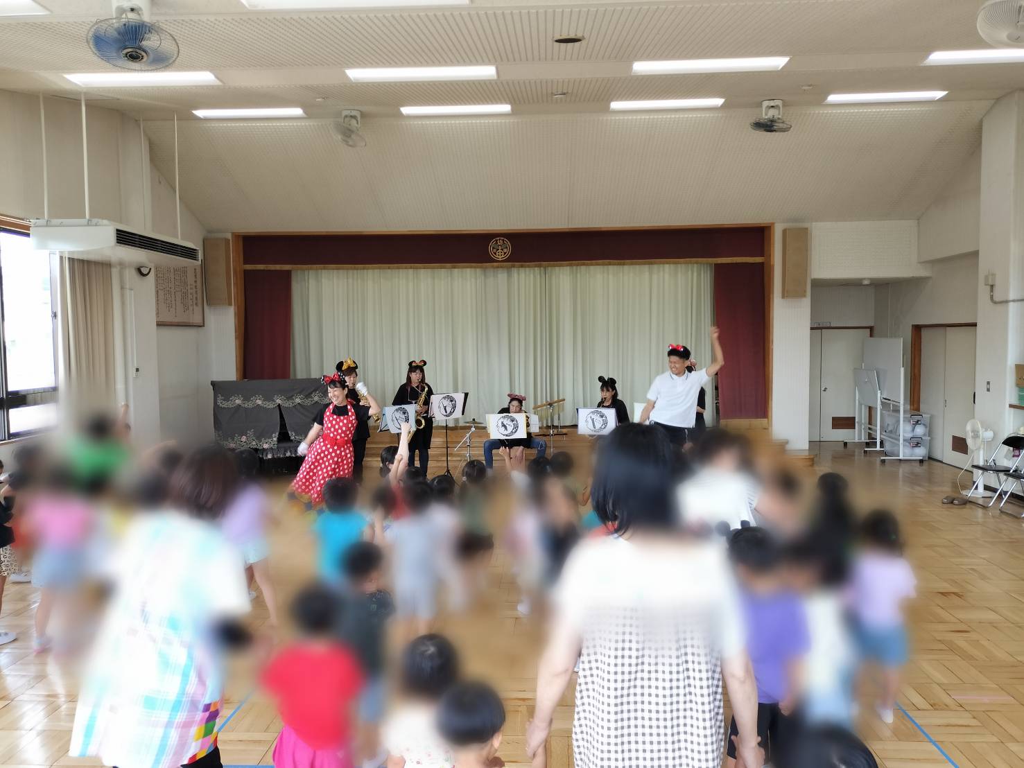 おひさまハーモニー半田市花園幼稚園訪問演奏