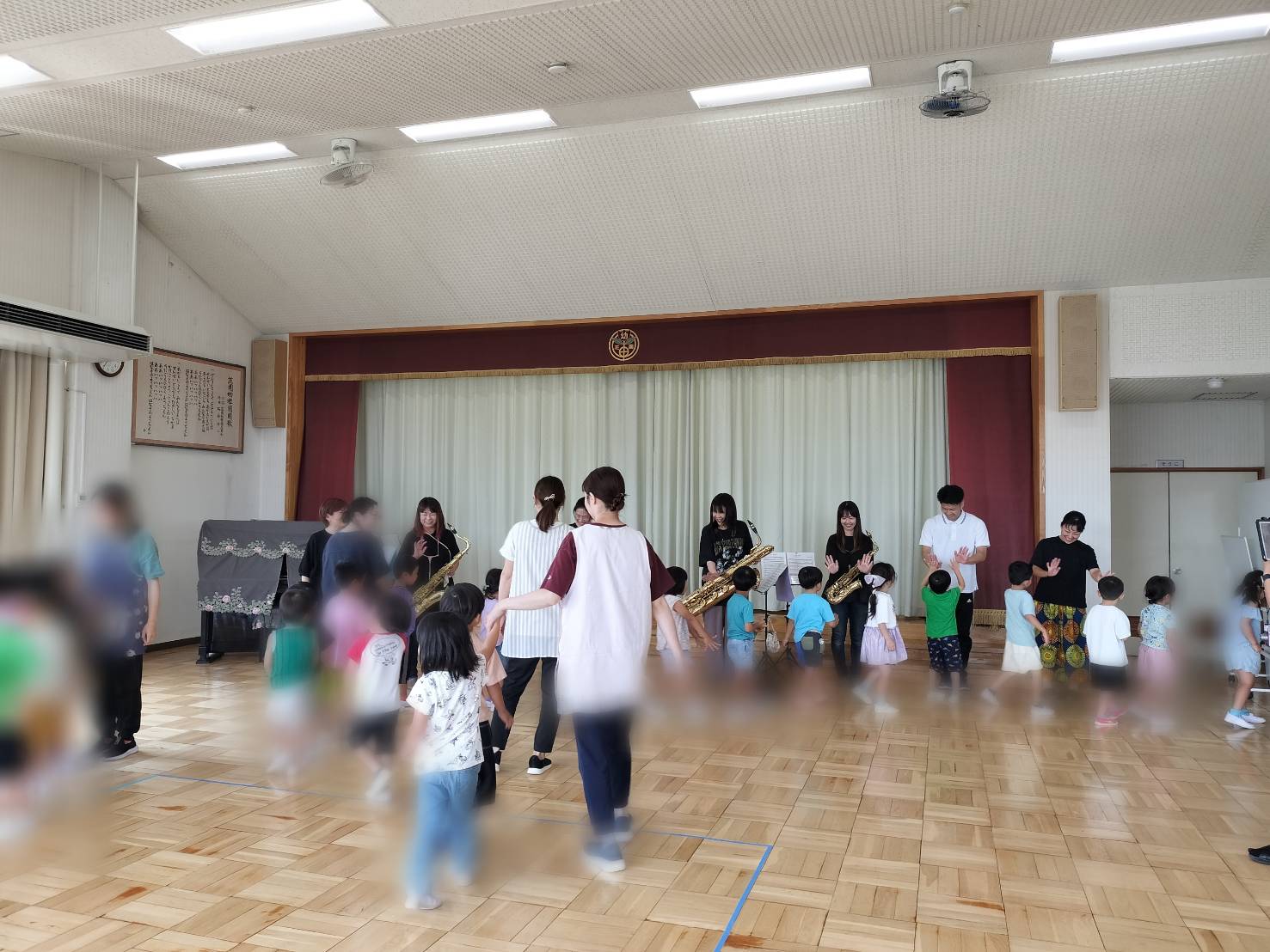おひさまハーモニー半田市花園幼稚園訪問演奏